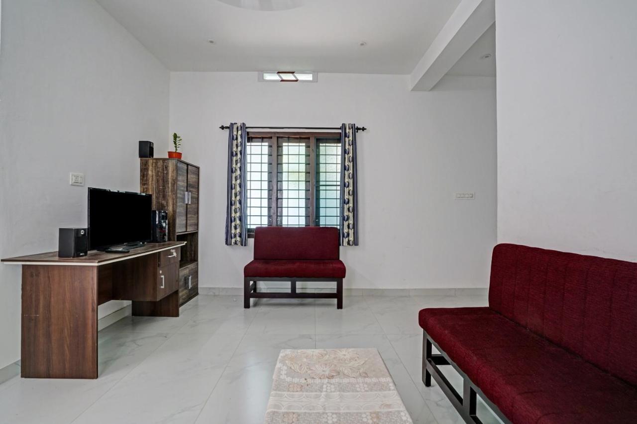 Spot On Blissful Villa Kochi エクステリア 写真
