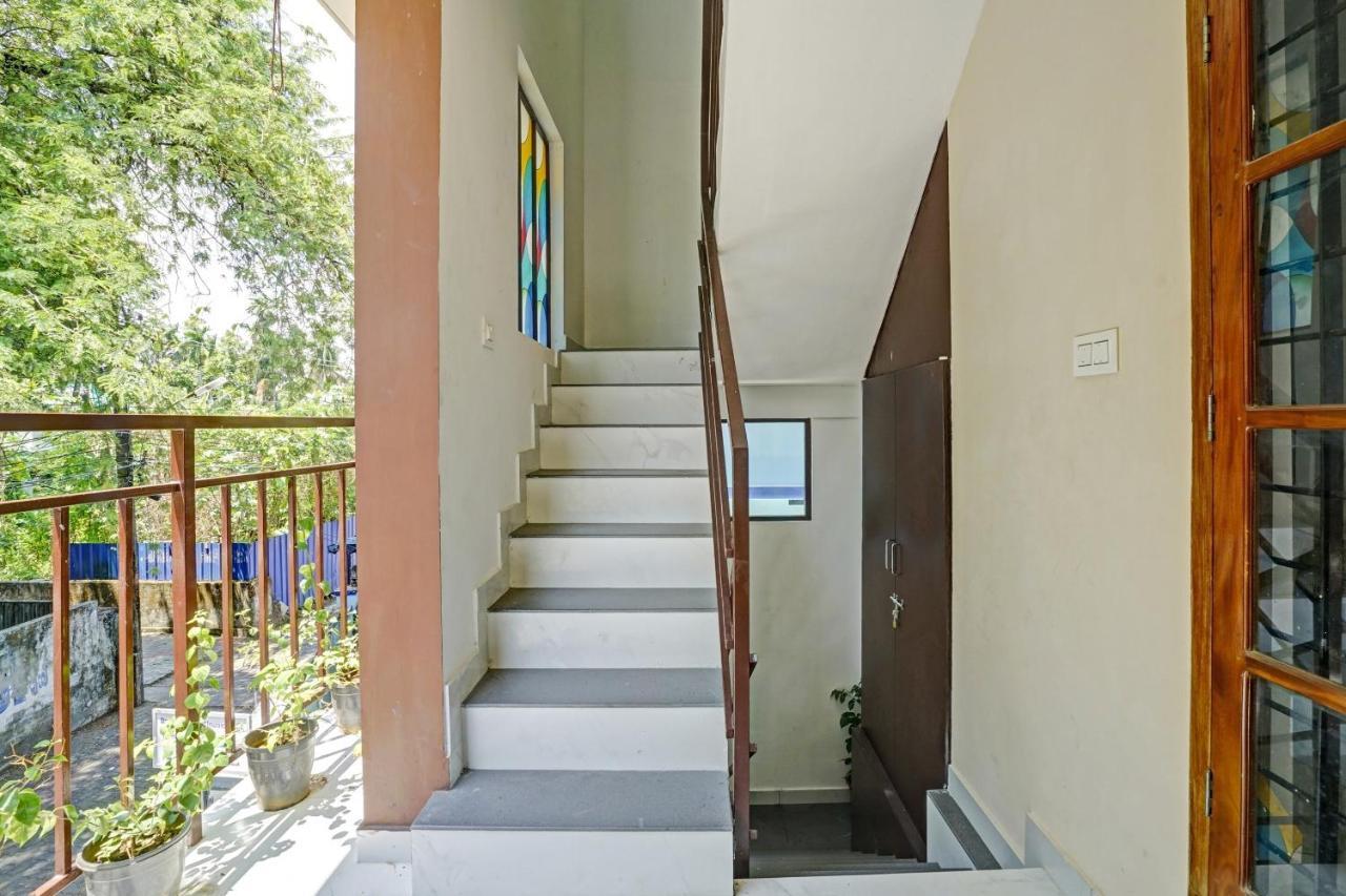 Spot On Blissful Villa Kochi エクステリア 写真